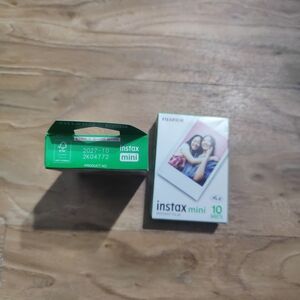 Fujifilm Instax Mini Film Pack with Green and White Box